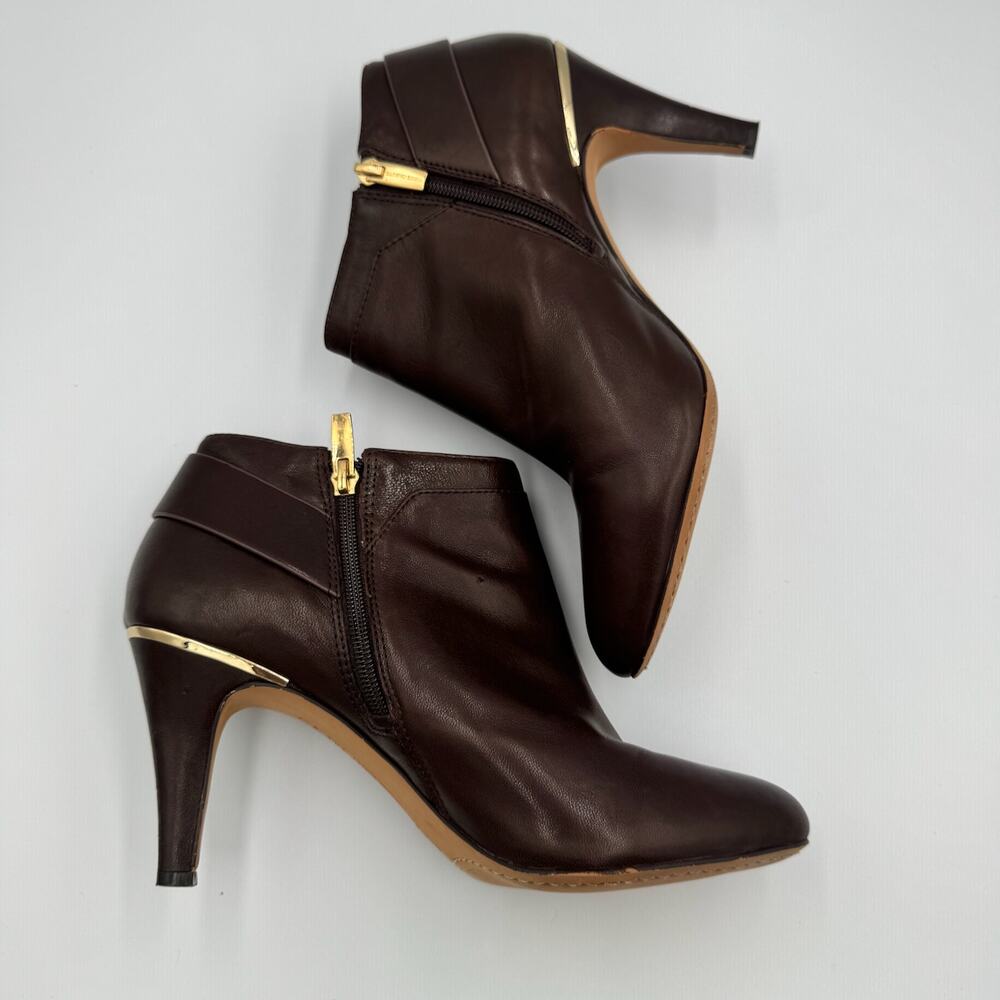 Vince Camuto Vernaya Ankle Booties 10M Espresso Brown Leather Gold Buckle Heels - Picture 15 of 16